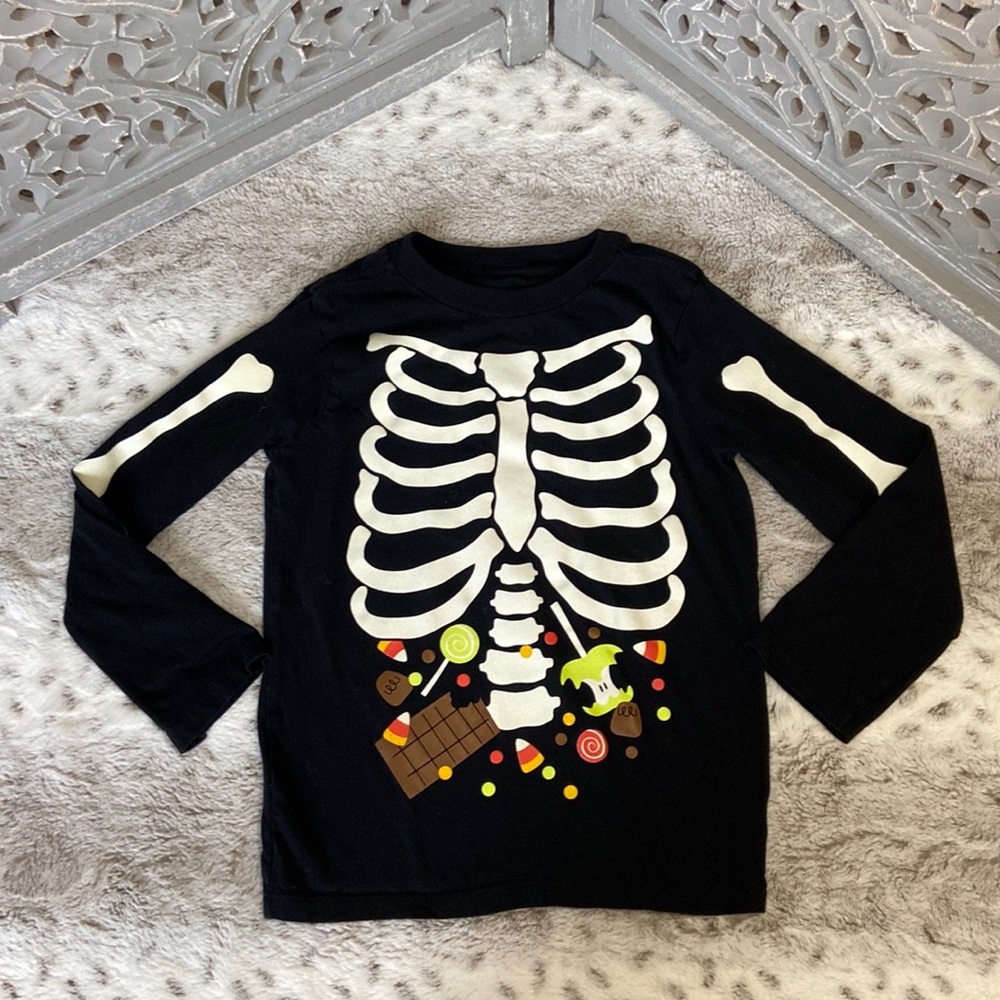 The Children’s Place Halloween shirt boys size 5 skeleton costume trick or treat